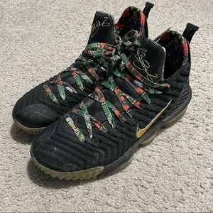 Nike LeBron 16 Watch the Throne Size 10 DS